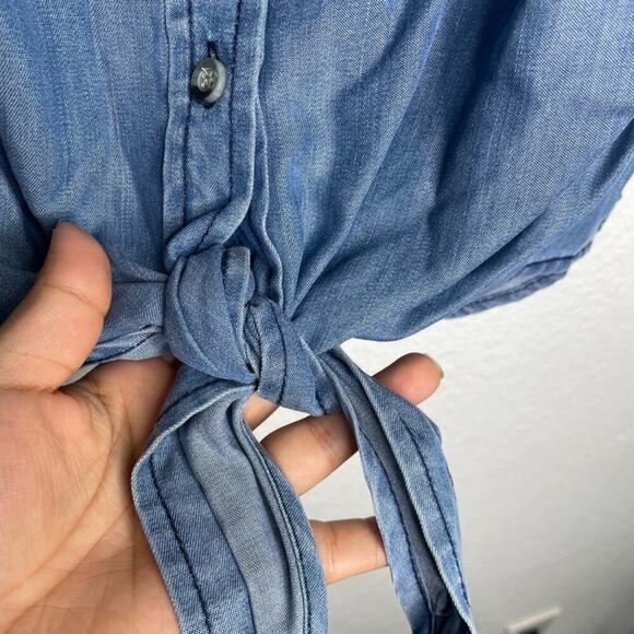 Violet Hearts Womens Top Size XS Blue Sleeveless Button Front Collared Casual - Picture 11 of 13